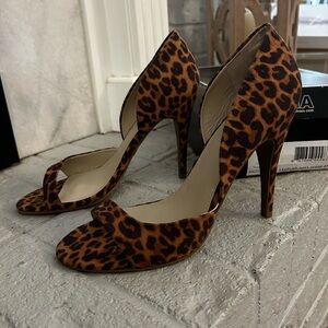 Mia cheetah print heels size 7.5